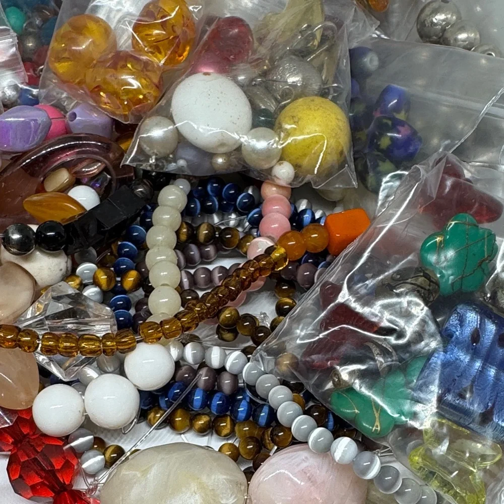 Assorted Beads Craft Kit Bundle - Picture 3 of 16
